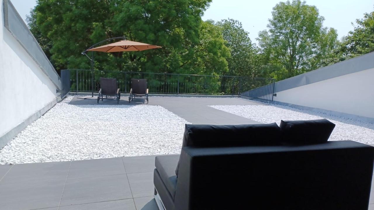 Ferienwohnung Mit Kamin Und Traumhafter Dachterrasse Mit Weitblick In Die Natur Neu Gaarz المظهر الخارجي الصورة