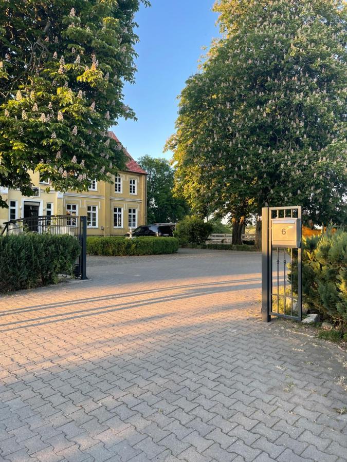 Ferienwohnung Mit Kamin Und Traumhafter Dachterrasse Mit Weitblick In Die Natur Neu Gaarz المظهر الخارجي الصورة